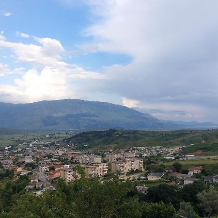 Gjirokastër Relax Guesthouse מראה חיצוני תמונה