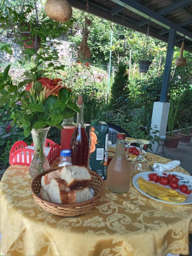 Gjirokastër Relax Guesthouse מראה חיצוני תמונה