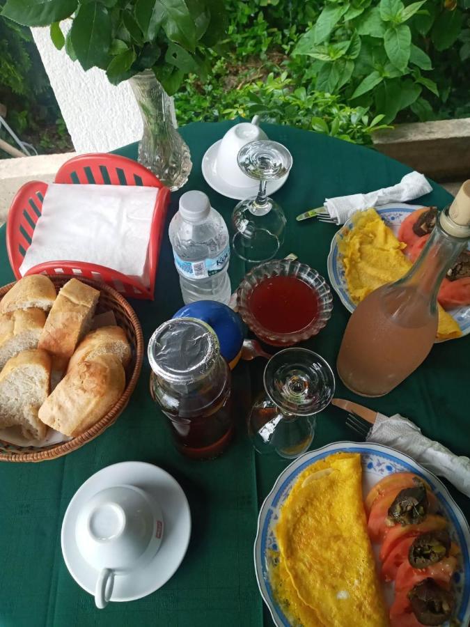 Gjirokastër Relax Guesthouse מראה חיצוני תמונה